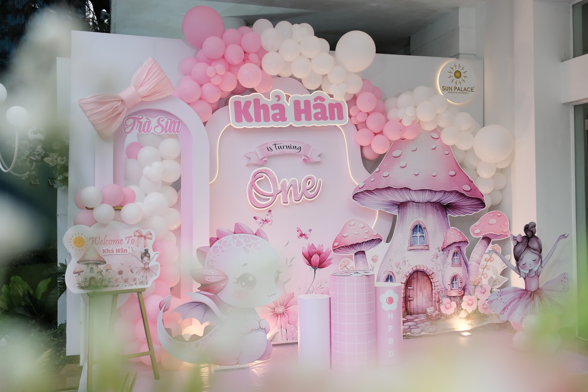BỮA TIỆC SINH NHẬT NGỌT NGÀO CỦA NÀNG CÔNG CHÚA KHẢ HÂN
