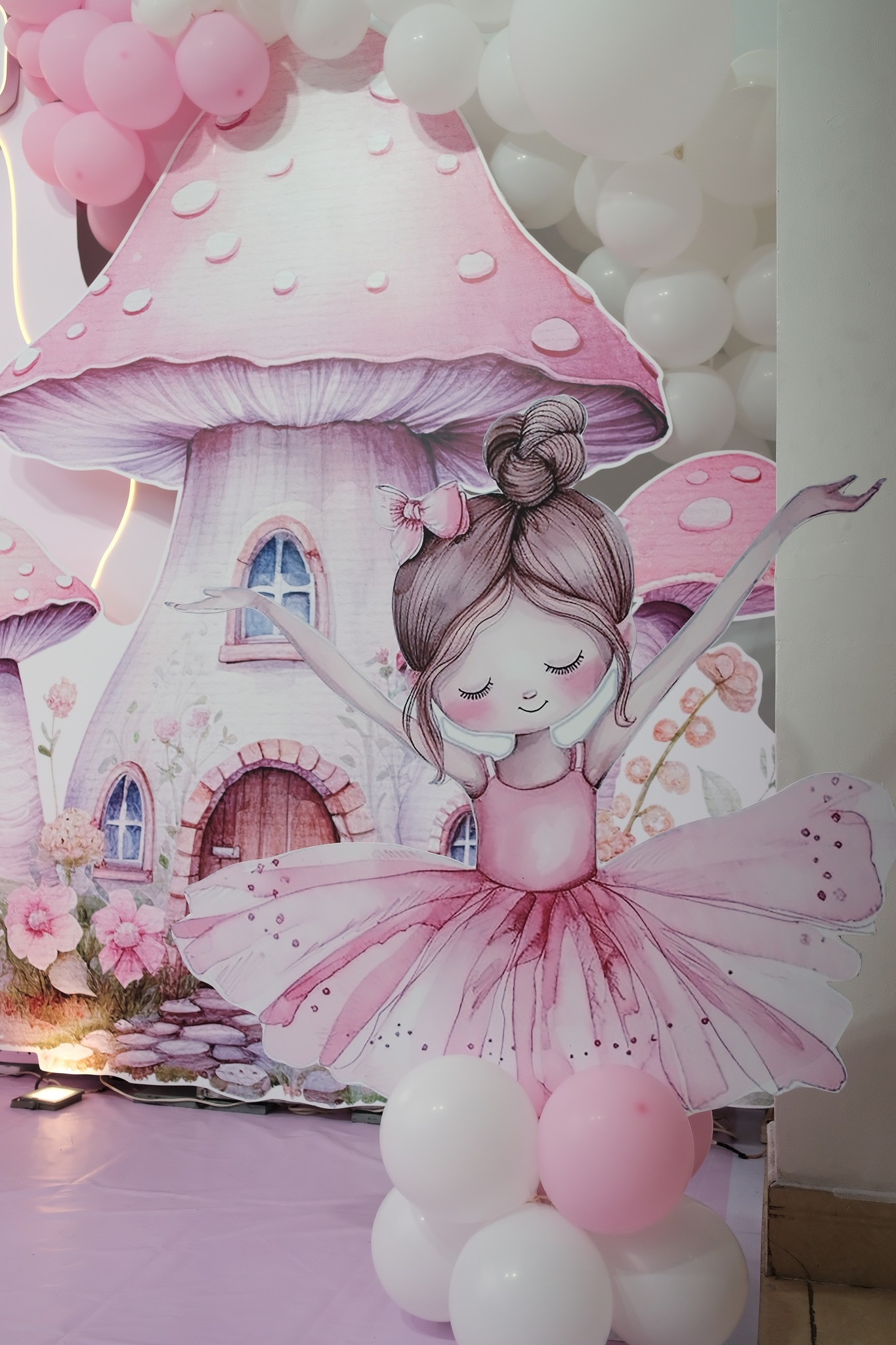 mẫu backdrop sinh nhật đẹp của bé khả hân 5