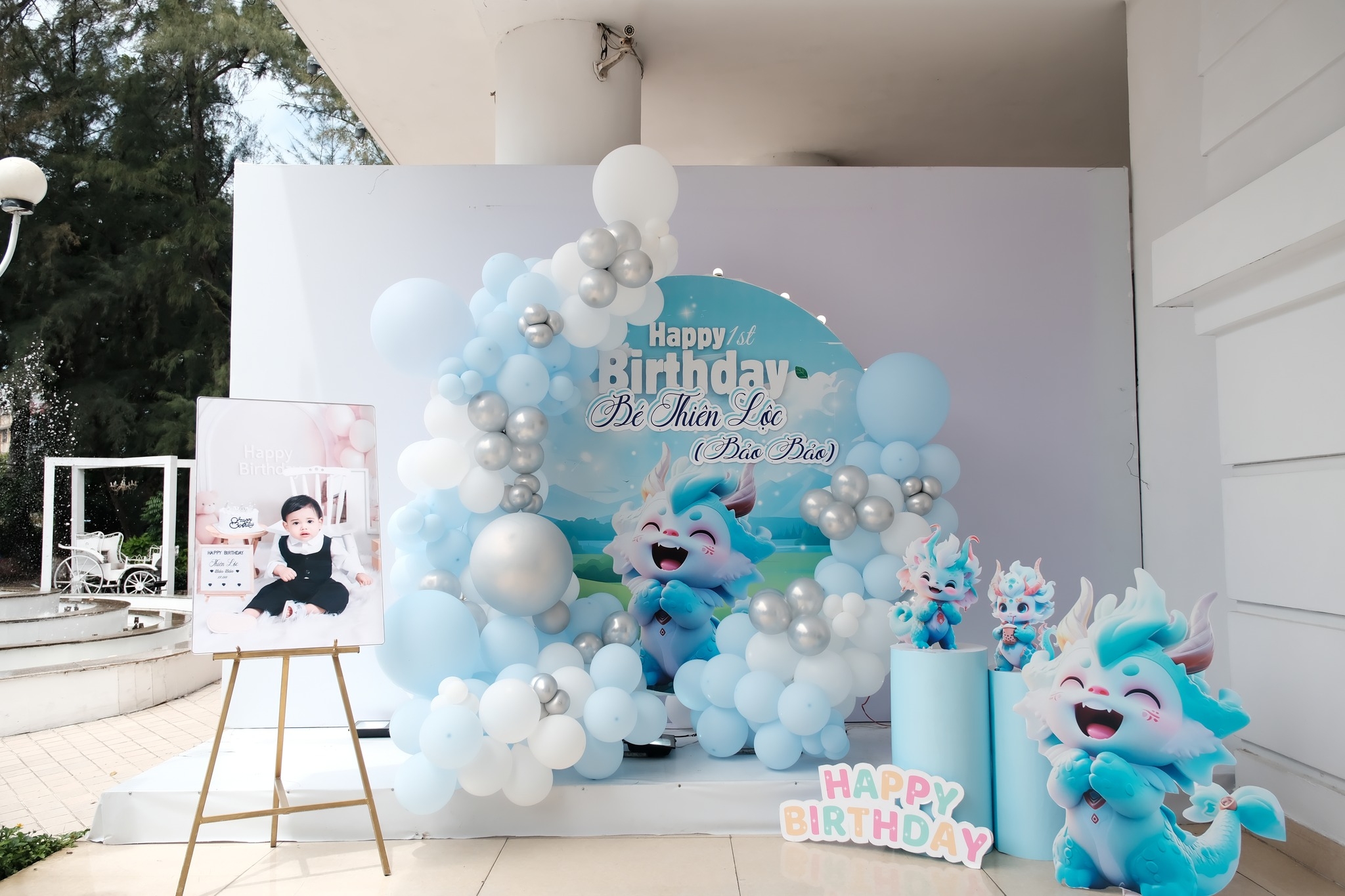 backdrop thôi nôi tông xanh dương của bé thiên lộc