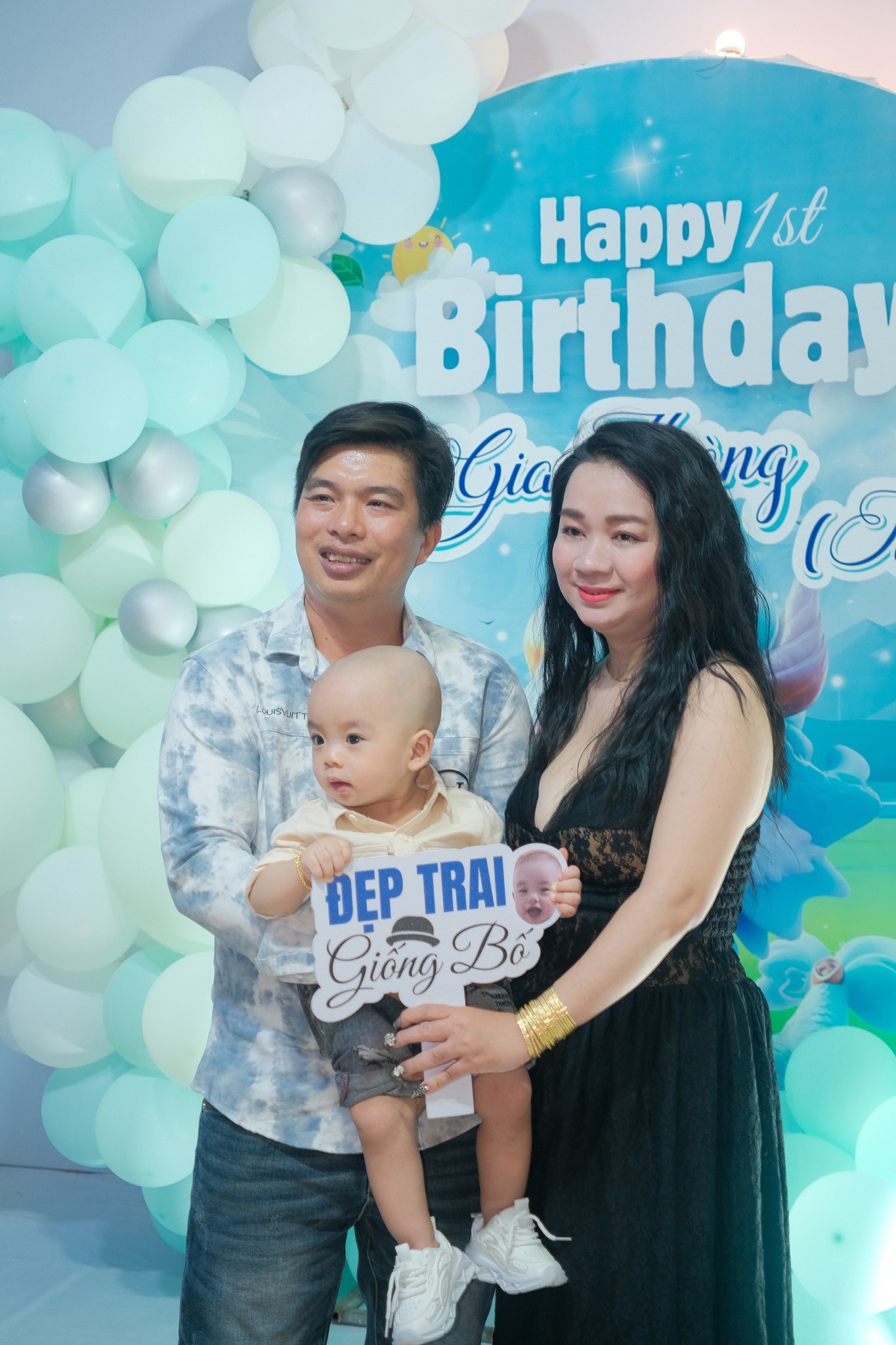 gia hoàng bên cha mẹ