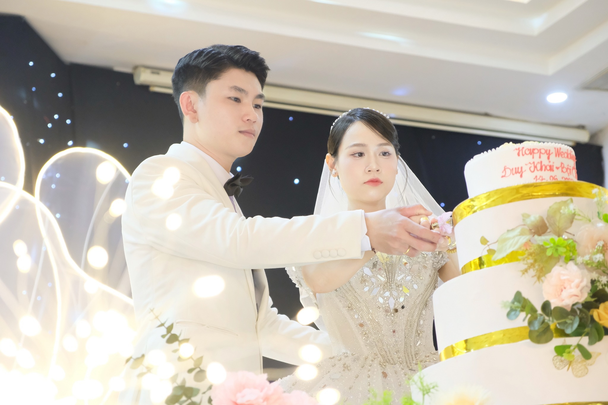 nghi thức cắt bánh tại sun palace