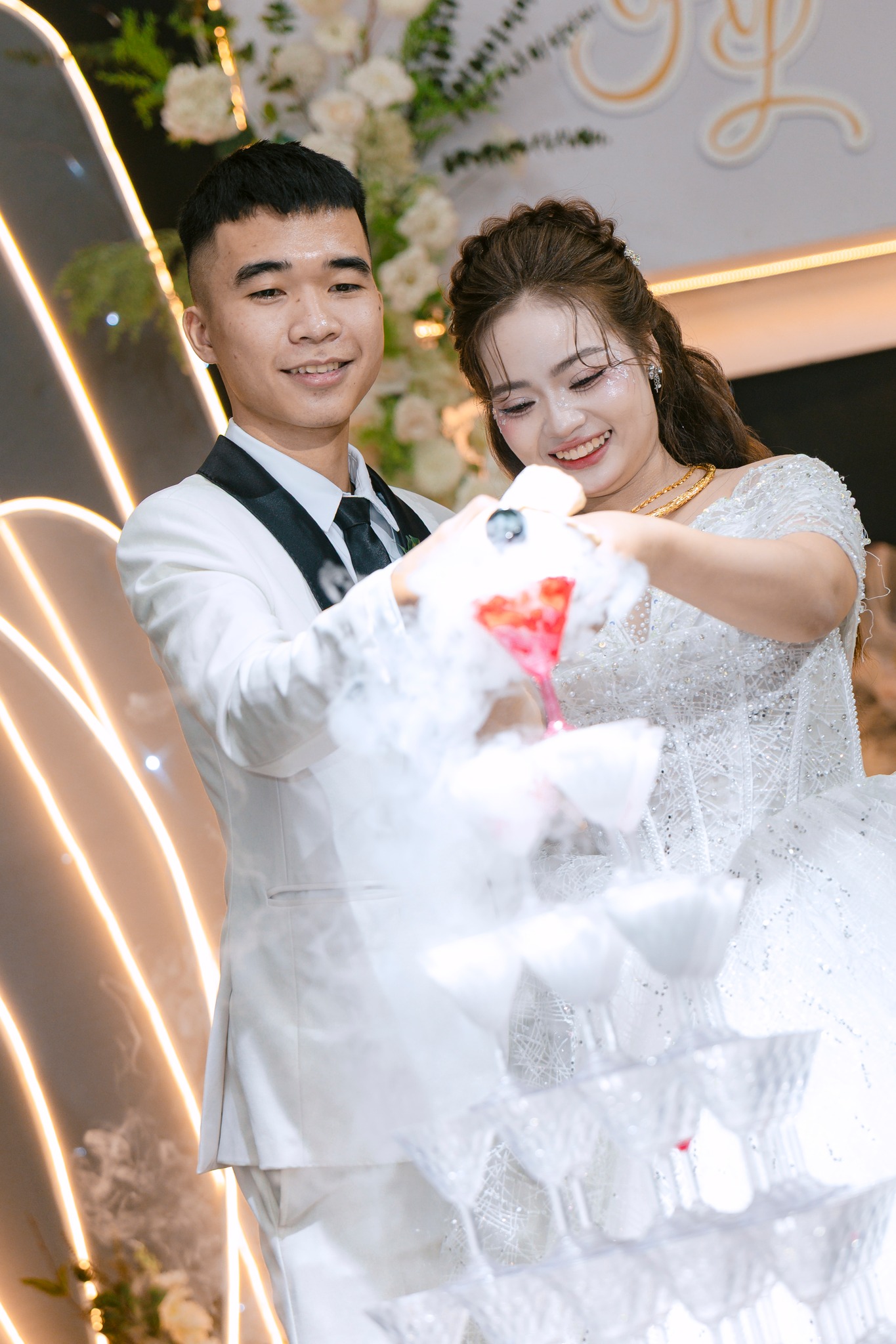 nghi thức rót rượu uyên ương tại sun palace