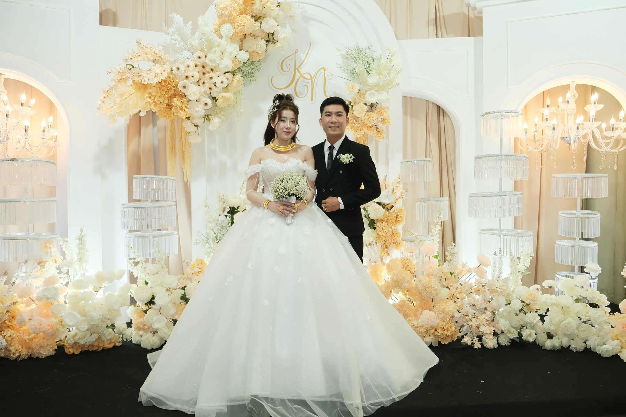 cô dâu chúc ngân và chú rể minh khánh tại sun palace