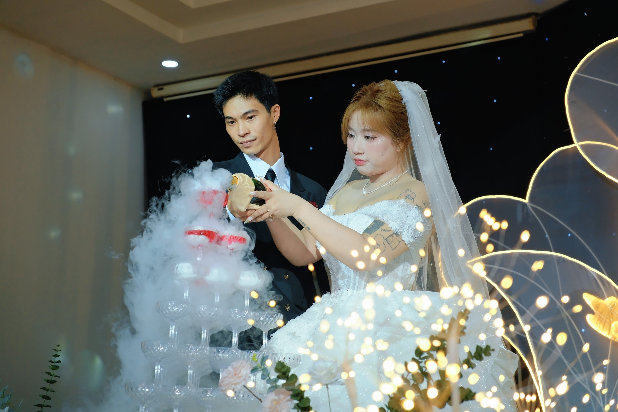 nghi thức rót rượu uyên ương