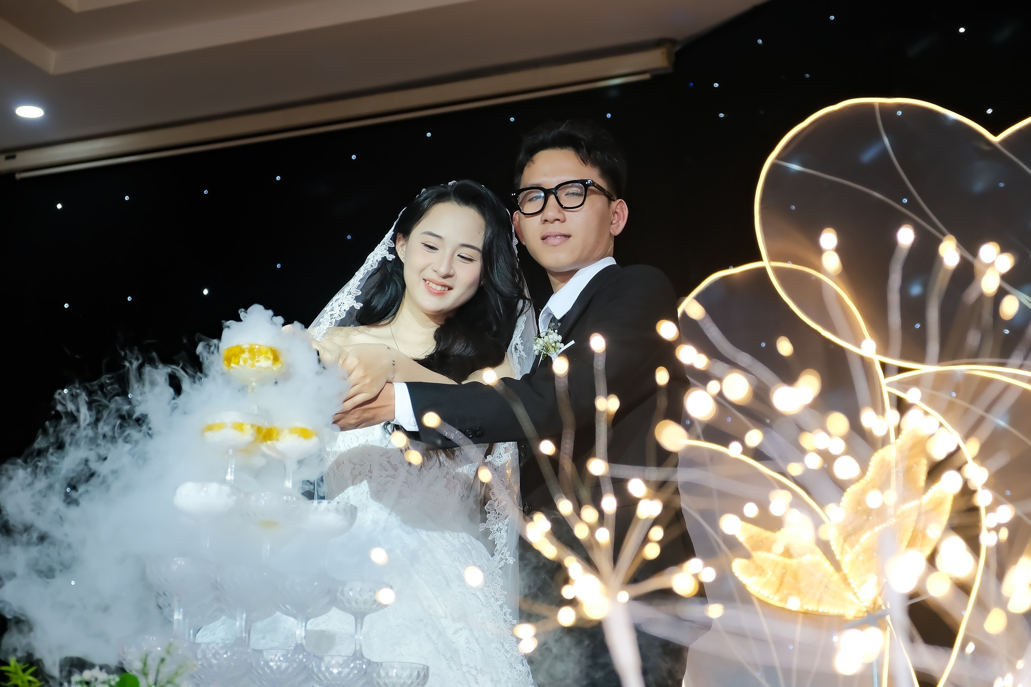 rót rượu tình yêu tại sun palace