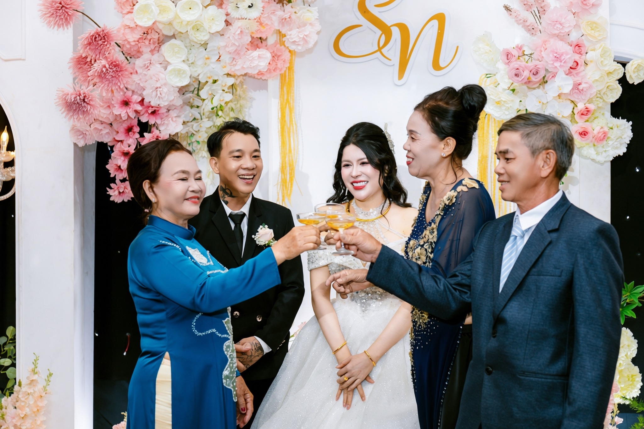 Tình Yêu – Gia Vị Dịu Dàng Làm Nên Hương Vị Trọn Vẹn Của Hạnh Phúc