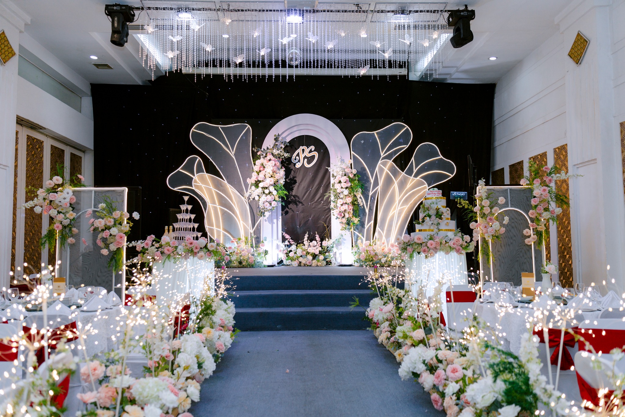 sân khấu sảnh sun shine tại sun palace