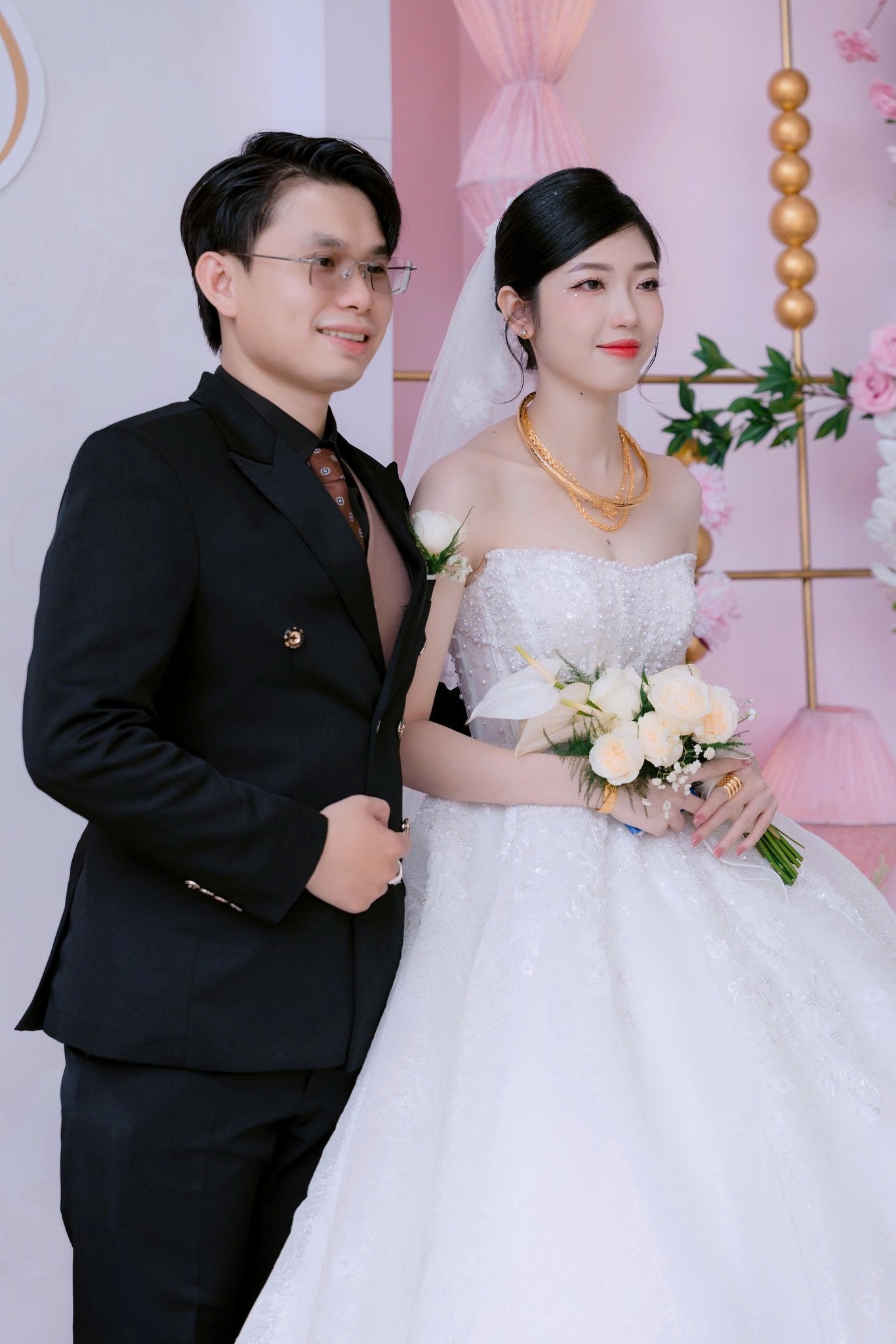 hình ảnh cô dâu chú rể tại sun palace