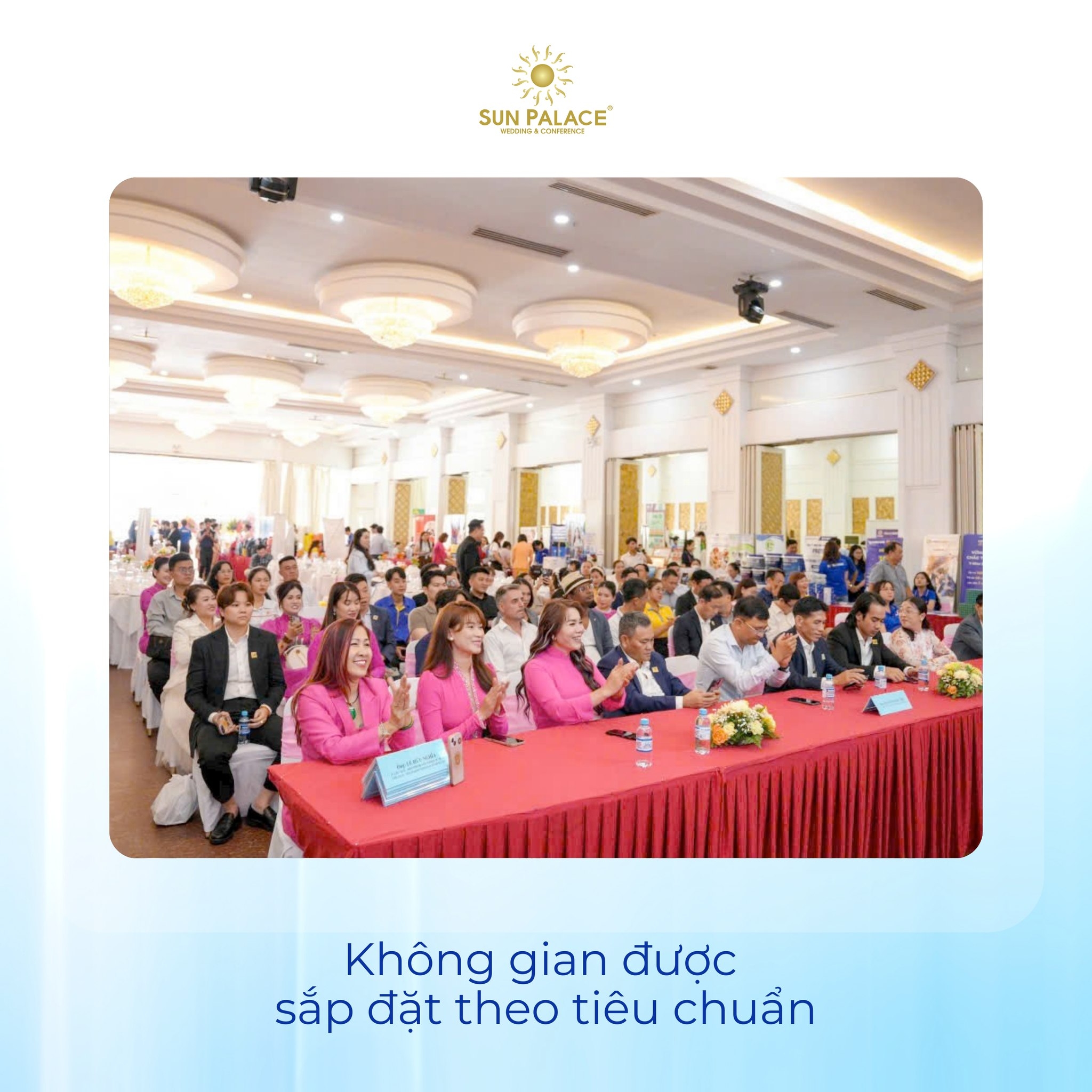 Khách mời tham dự hội nghị tại Sun Palace, không gian được sắp xếp chuyên nghiệp theo tiêu chuẩn tổ chức sự kiện