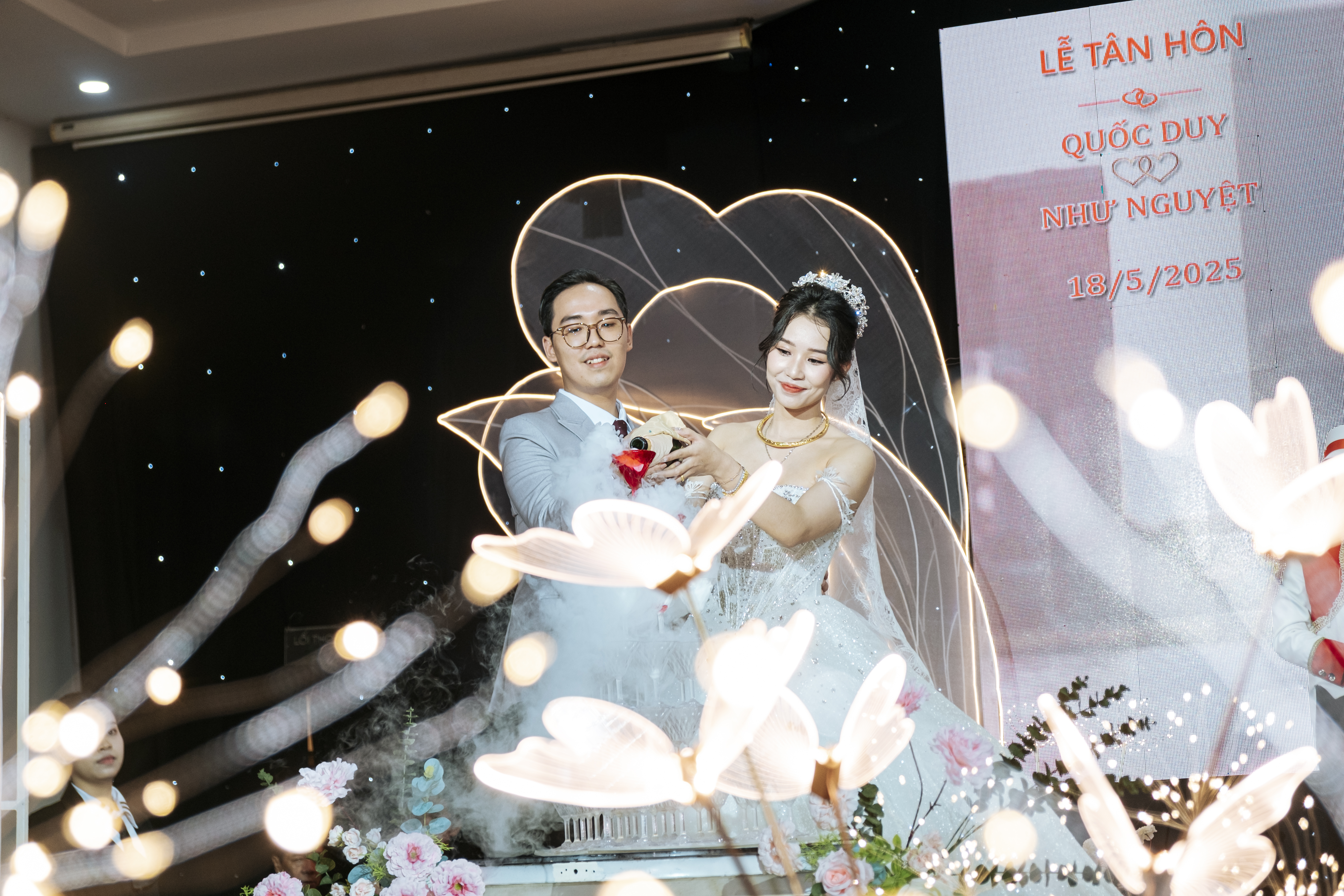 backdrop sân khấu Eden